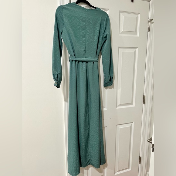 Teal Long Sleeve Maxi Dress - Picture 4 of 5